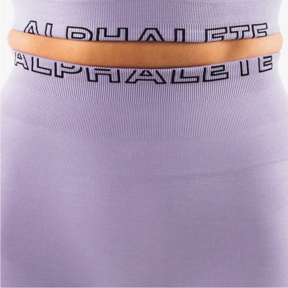 Alphalete Aquari Light Purple Amplify SE Gravity Shorts EUC - Picture 6 of 11